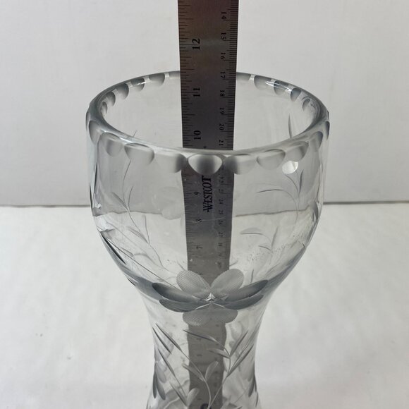 Clear Corset Cut Glass 12" Crystal Vase Floral Daisy Star Center Vintage - Picture 8 of 8